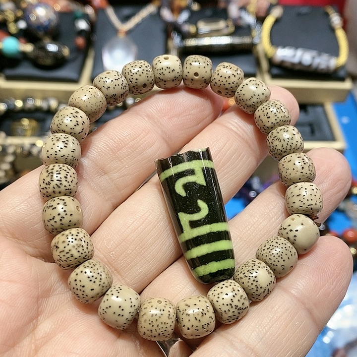 玛瑙/玉髓颈饰未镶嵌2