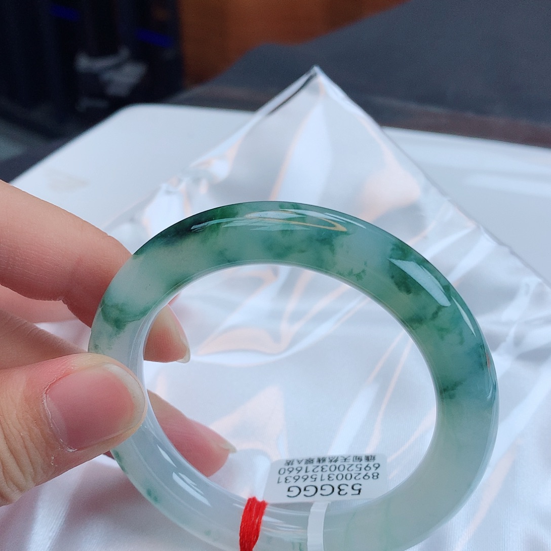 翡翠手镯未镶嵌天然缅甸翡翠A货手镯