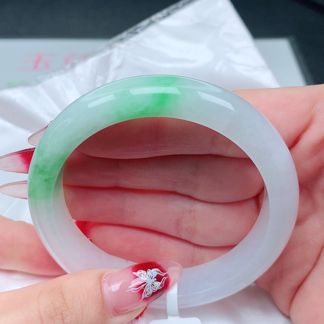 翡翠手镯未镶嵌54 54 54