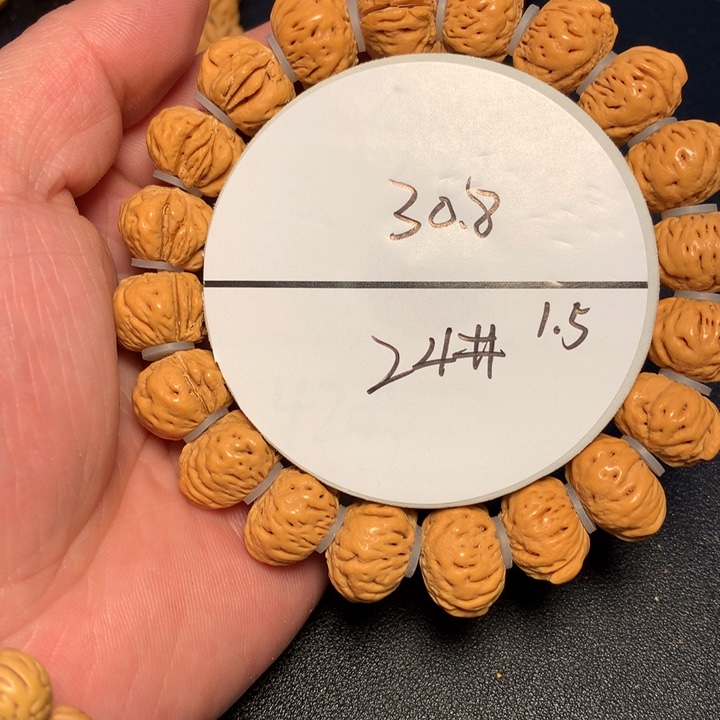 桃核吊坠24号健健康康了