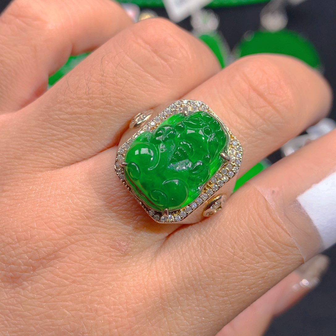 翡翠颈饰银S925镶嵌111111111