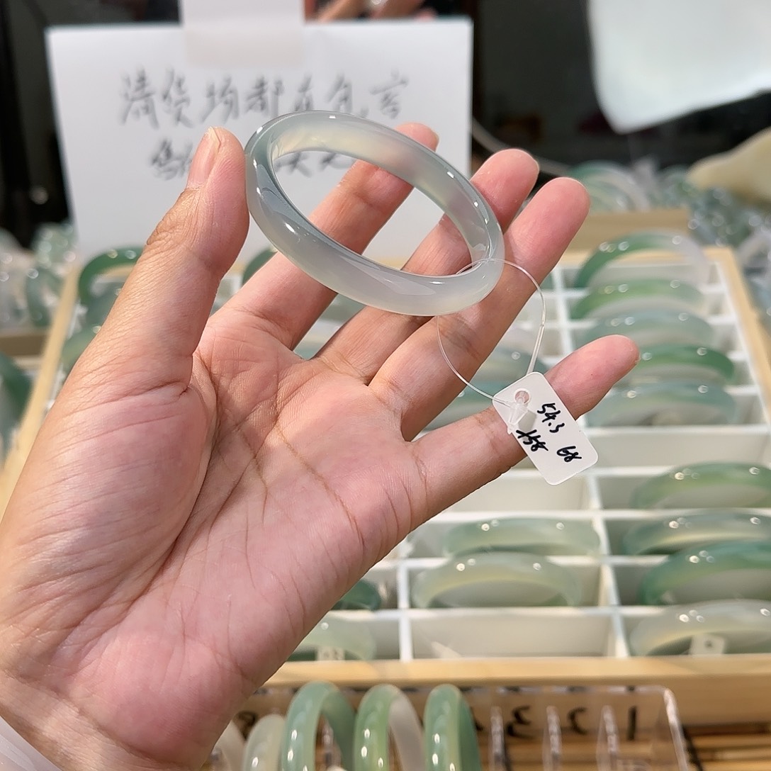 手镯玛瑙/玉髓未镶嵌圈口54.3