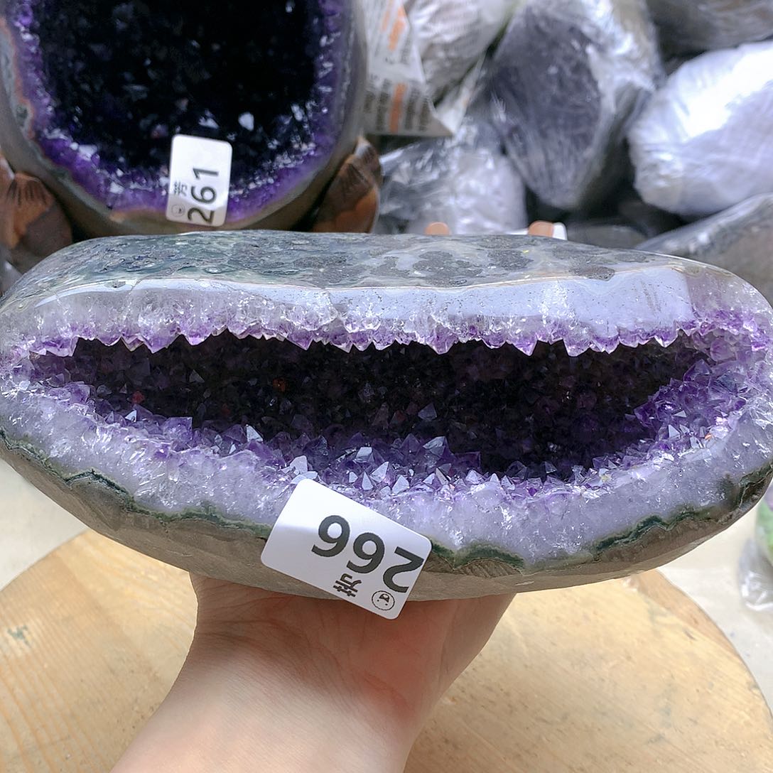 紫晶大型摆件（非配饰）未镶嵌