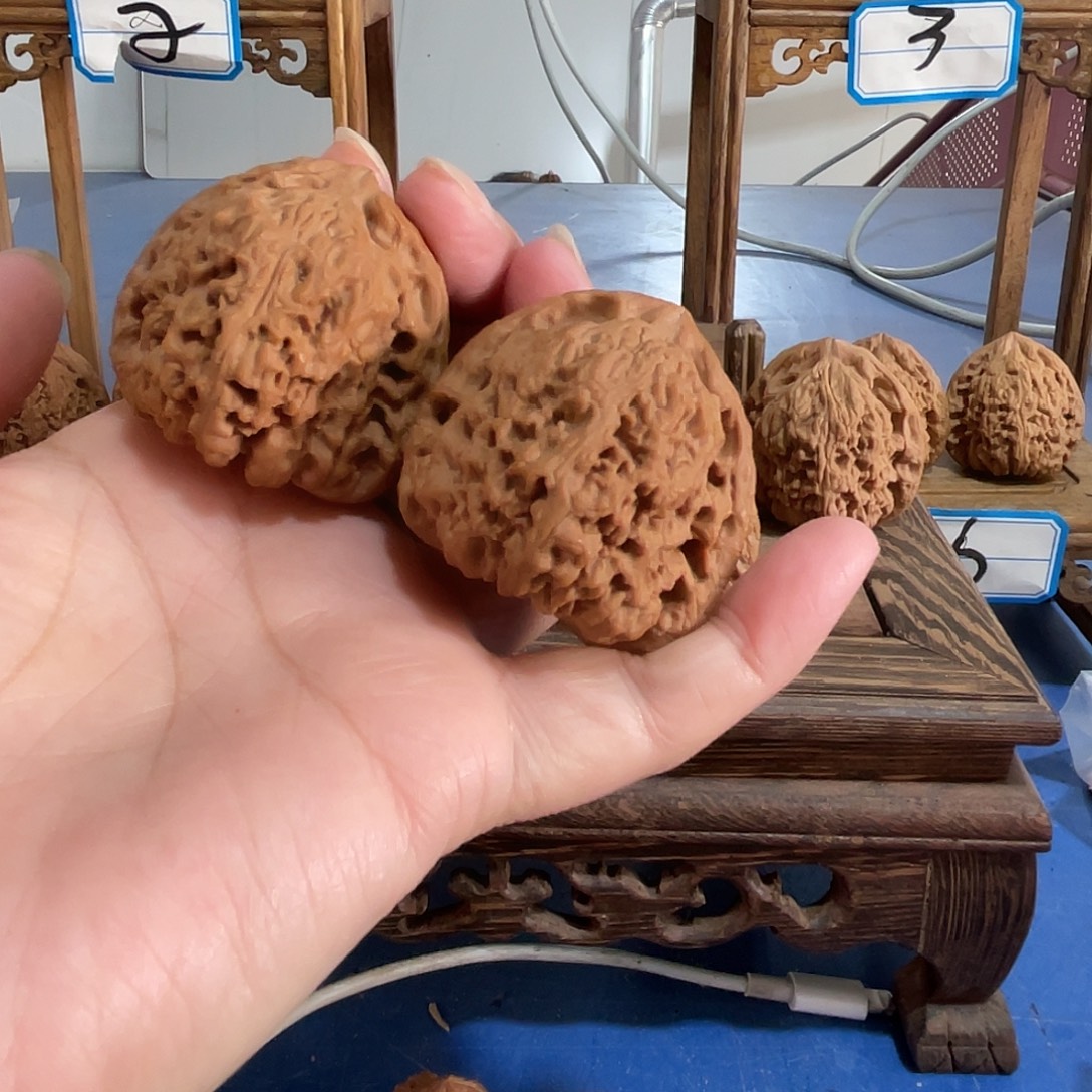 刘***伟吊坠文玩核桃文玩核桃南疆石