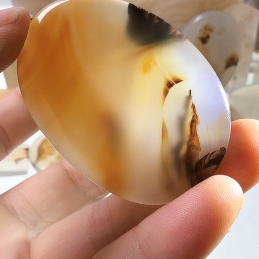 玛瑙/玉髓未镶嵌珠宝半成品