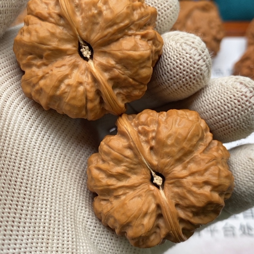【闪购商品】吊坠文玩核桃B****。56蛤蟆