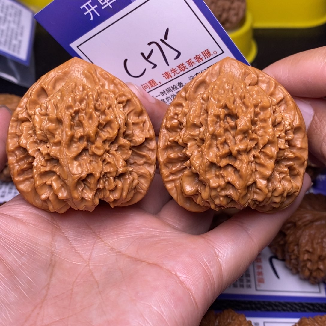 文玩核桃把件50官帽c575