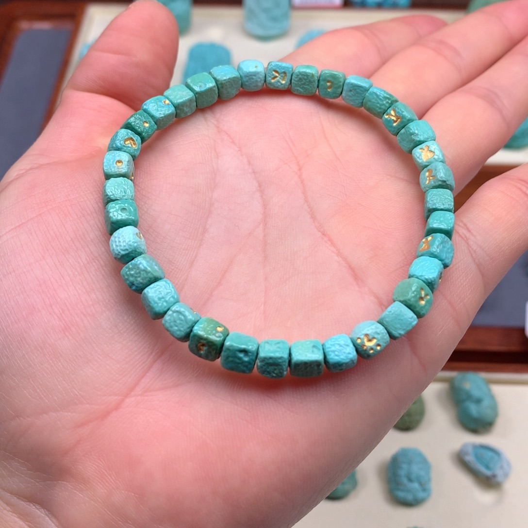 绿松石未镶嵌绿松石