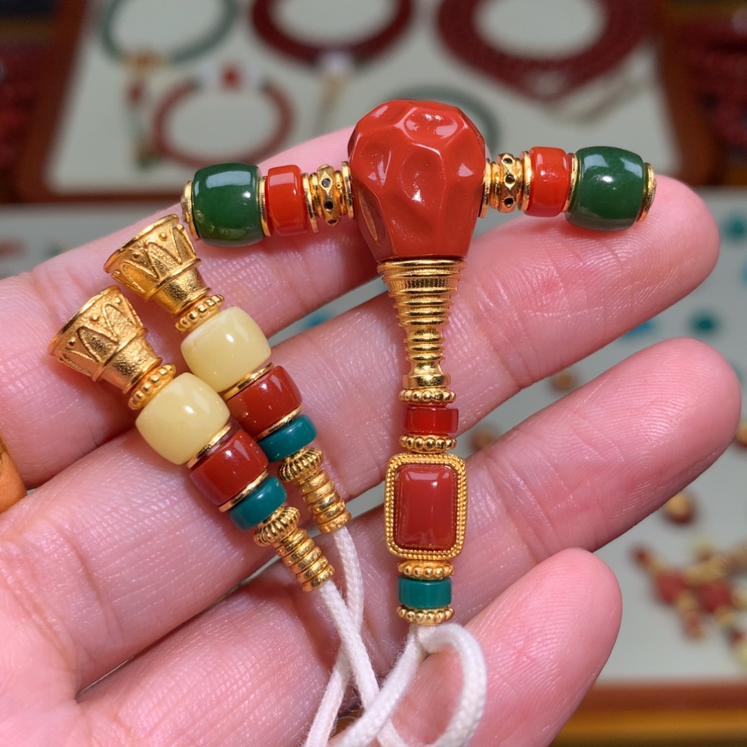 南红玛瑙未镶嵌颈饰