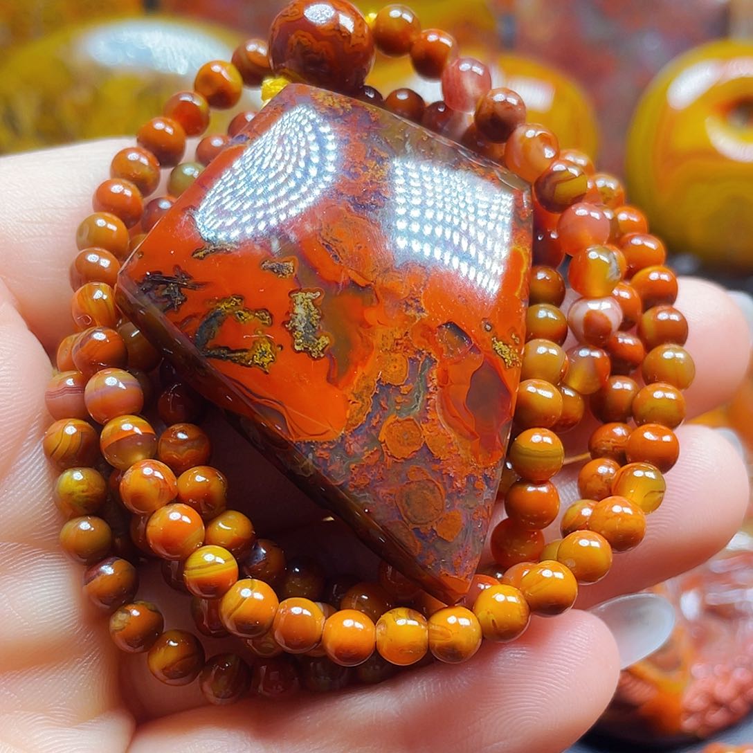 玛瑙/玉髓未镶嵌挂件魅****轮