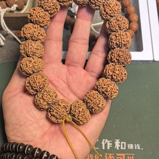 把件金刚菩提六瓣大金刚手持，23左右尺寸，原皮原色