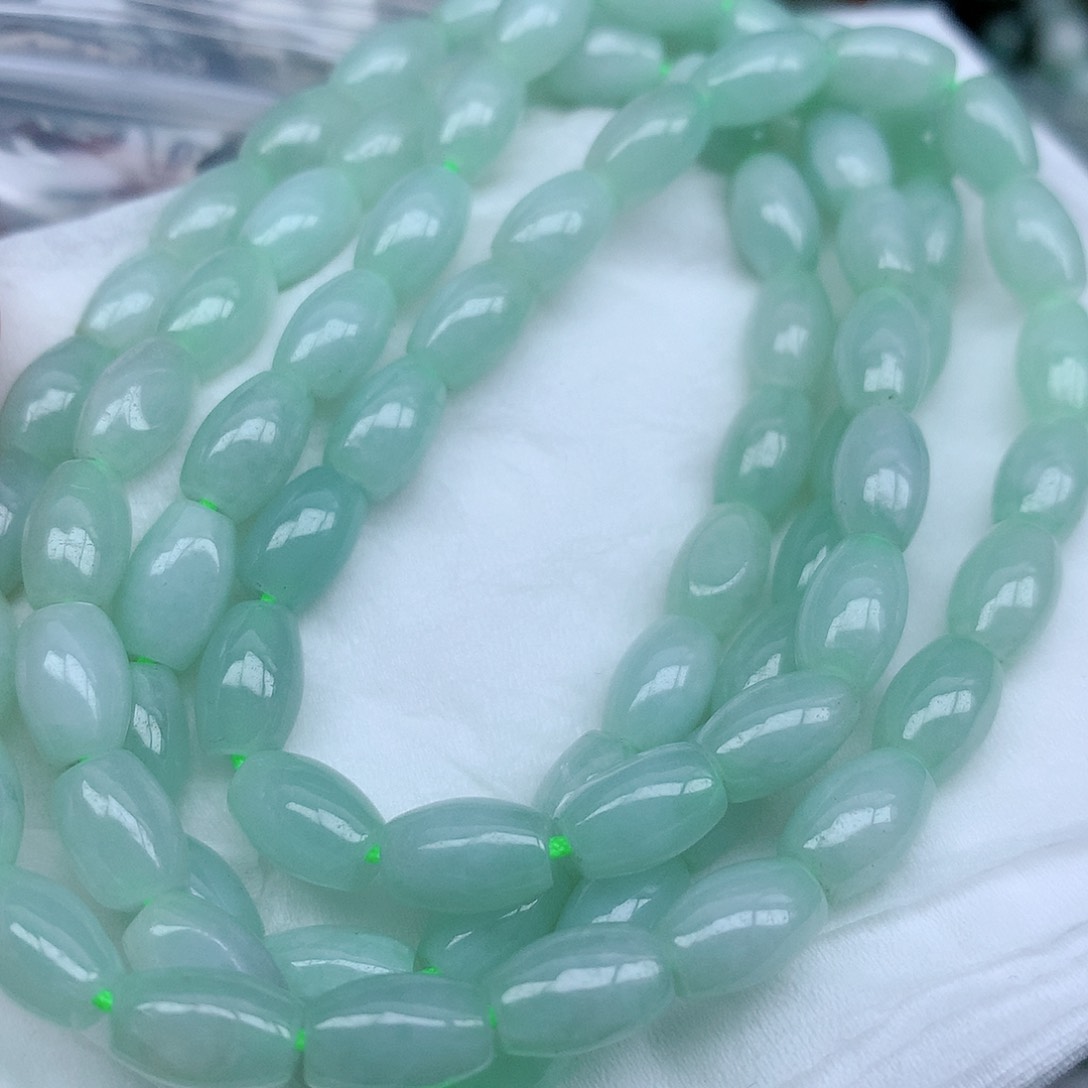 翡翠颈饰未镶嵌吊坠