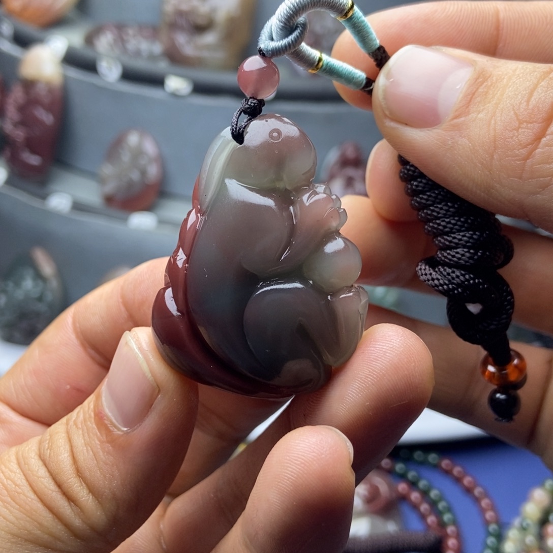 玛瑙/玉髓未镶嵌颈饰