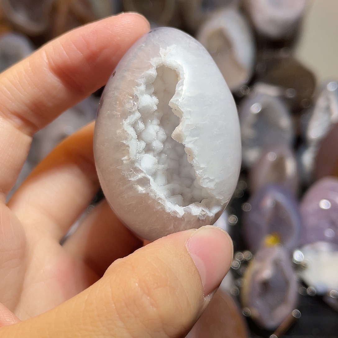 未镶嵌水晶大型摆件（非配饰）以*莎