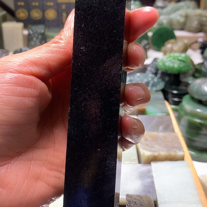和田玉未镶嵌珠宝半成品