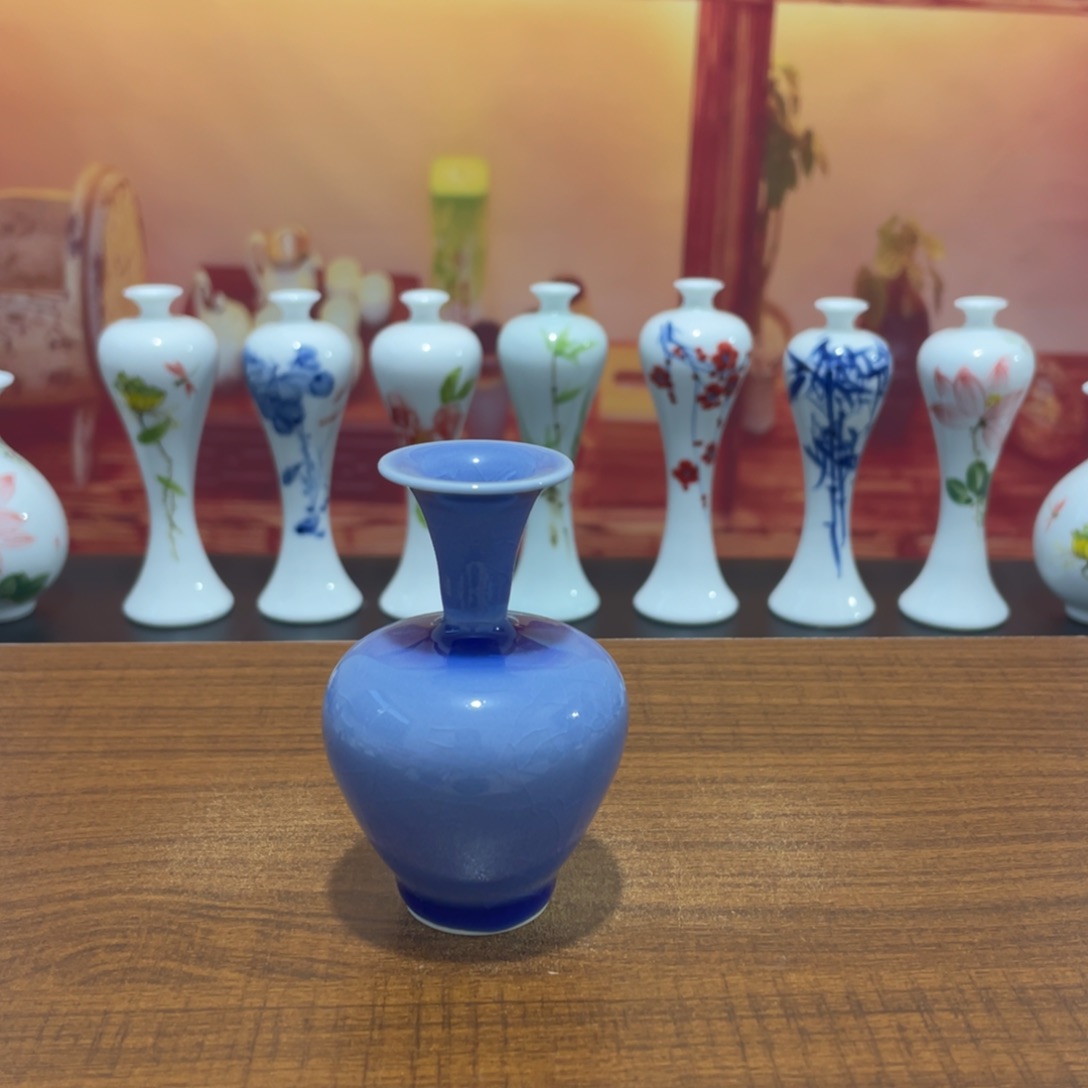 陶瓷景德镇小花瓶等着你