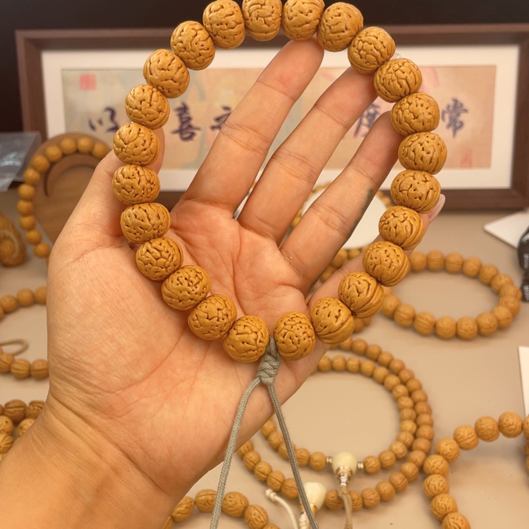 桃核吊坠桃核手持老树王矮2
