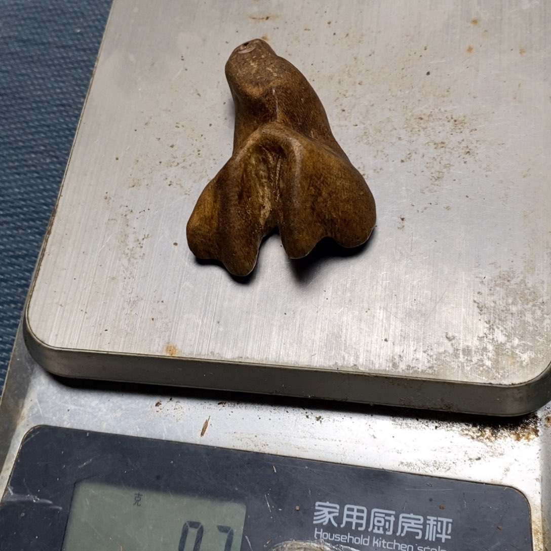 A***y香榧木手工艺非遗技艺竹木根雕及其制品克重：9