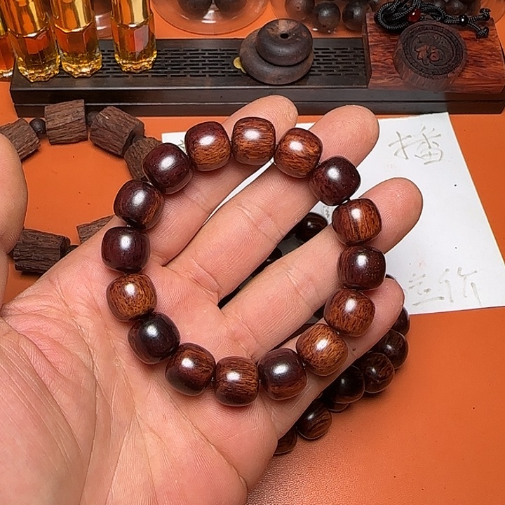 降真香其他海南红降1.3*1.4手串