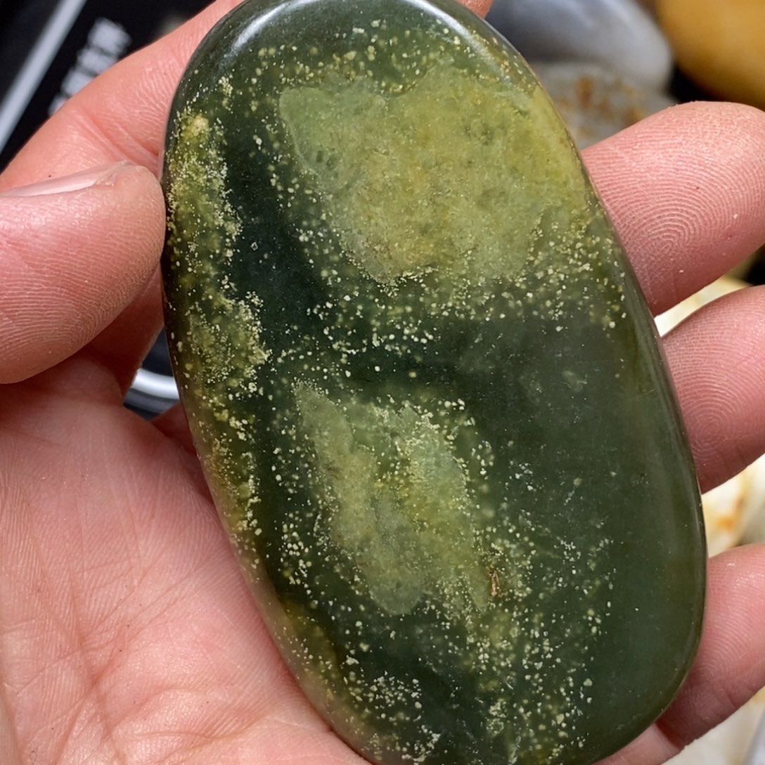 和田玉（糖玉）挂件未镶嵌