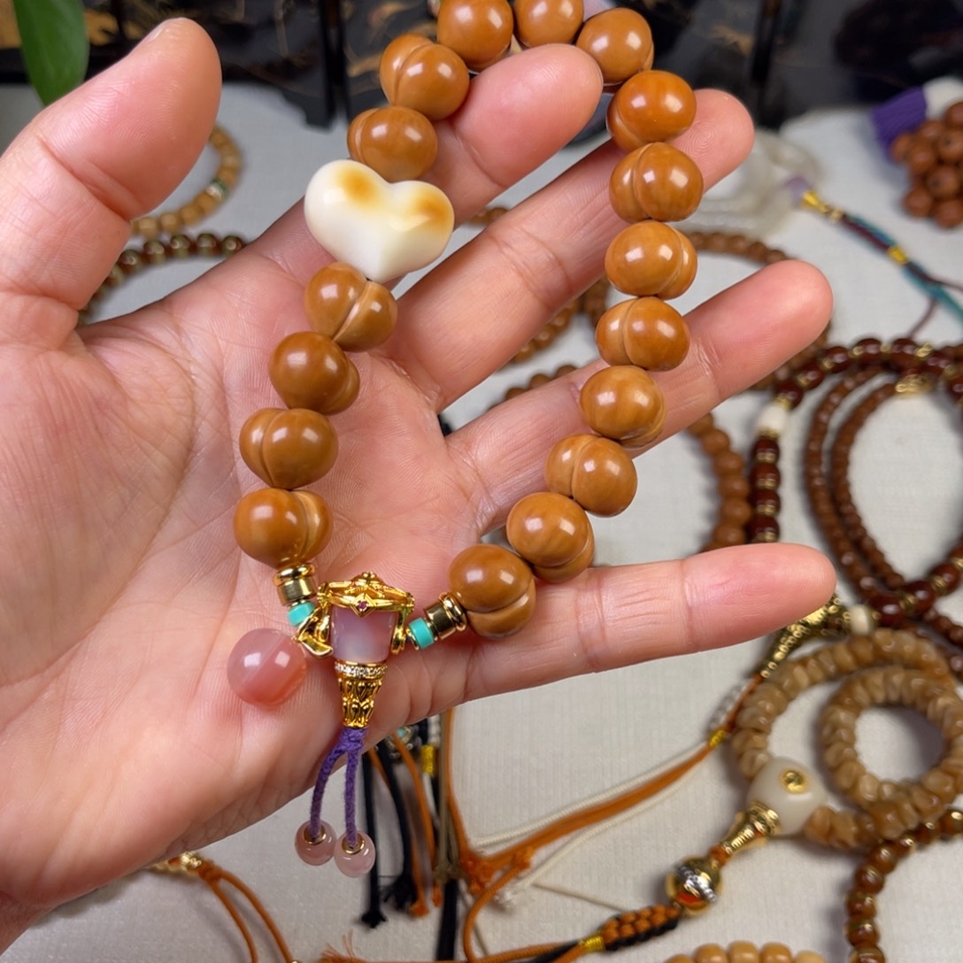 猴头核桃吊坠35567788888899