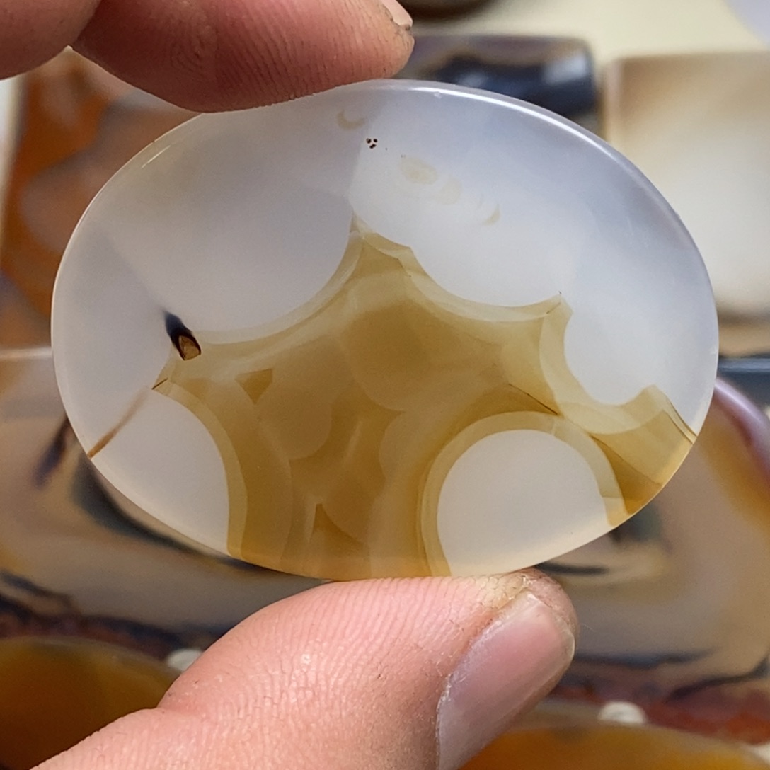 玛瑙/玉髓颈饰未镶嵌