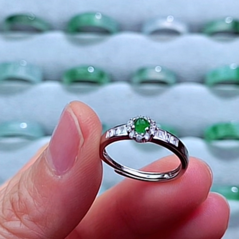 天然翡翠戒圈a货