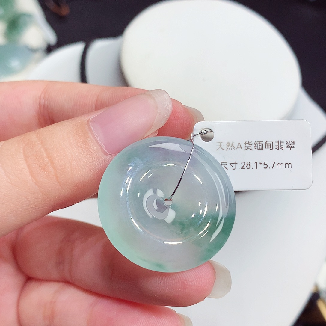 翡翠未镶嵌胸饰翡翠115，28.1/5.7