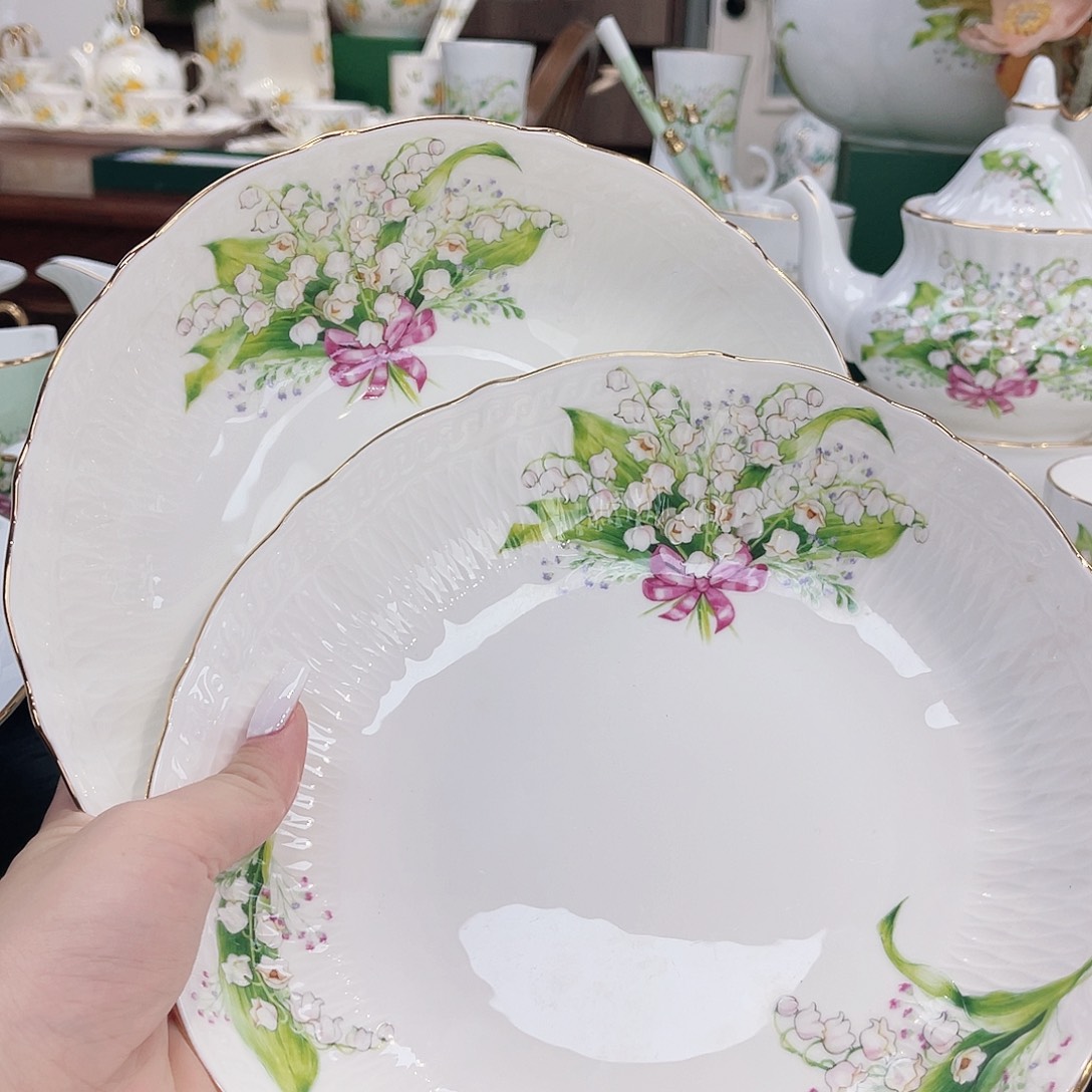 馨***妈骨瓷四个汤菜盘————-