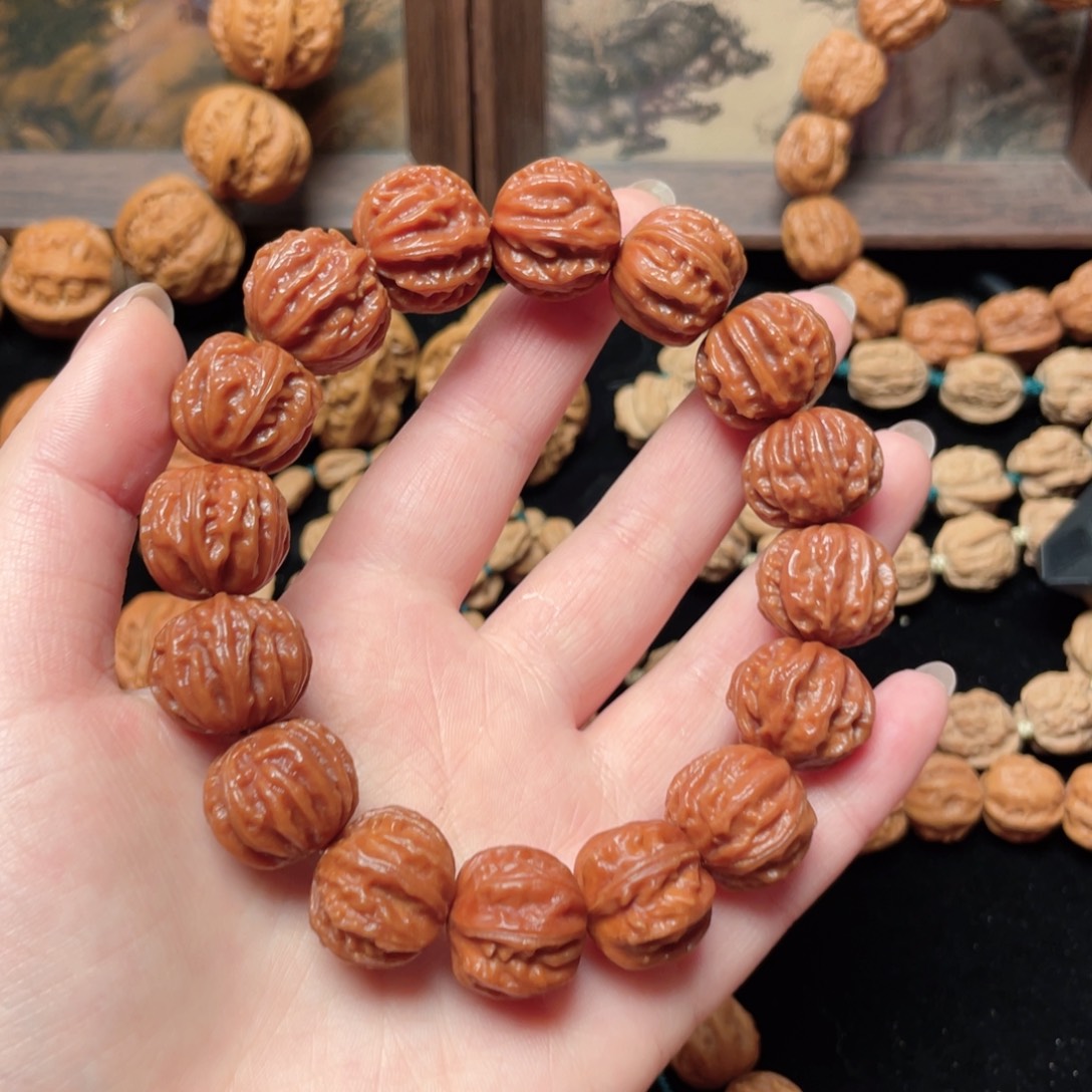 达***奇吊坠文玩核桃蛤蟆