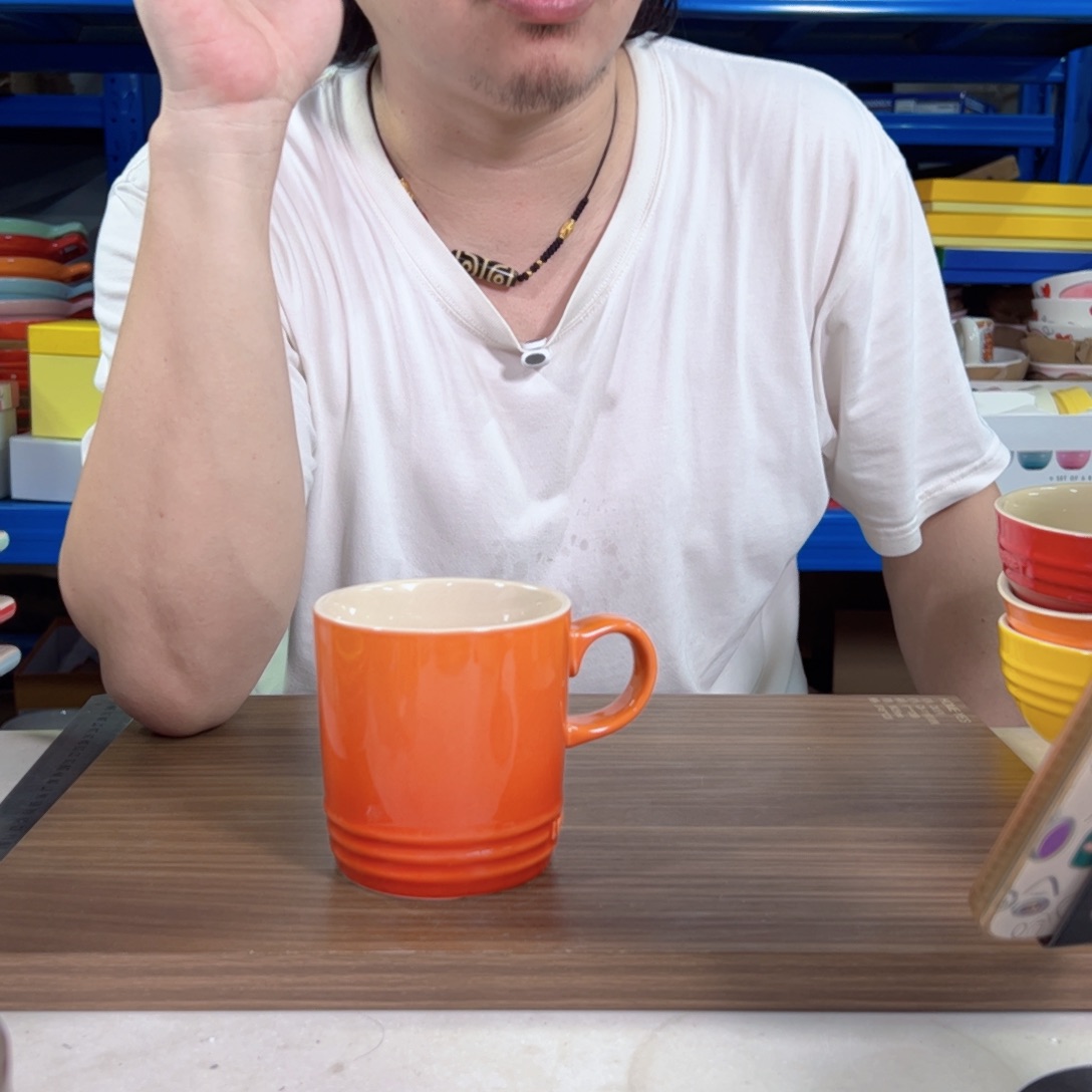 陶瓷橙色马克杯水杯