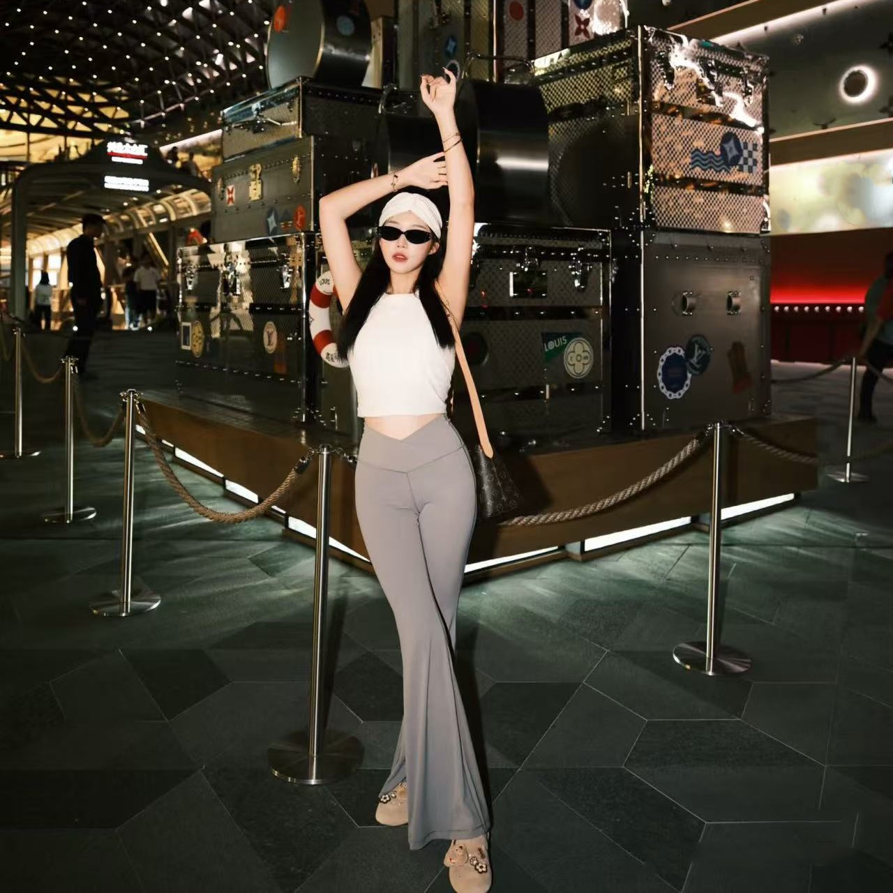 新款时尚百搭单肩包女包潮流双肩包亲子包收纳包化妆包 300