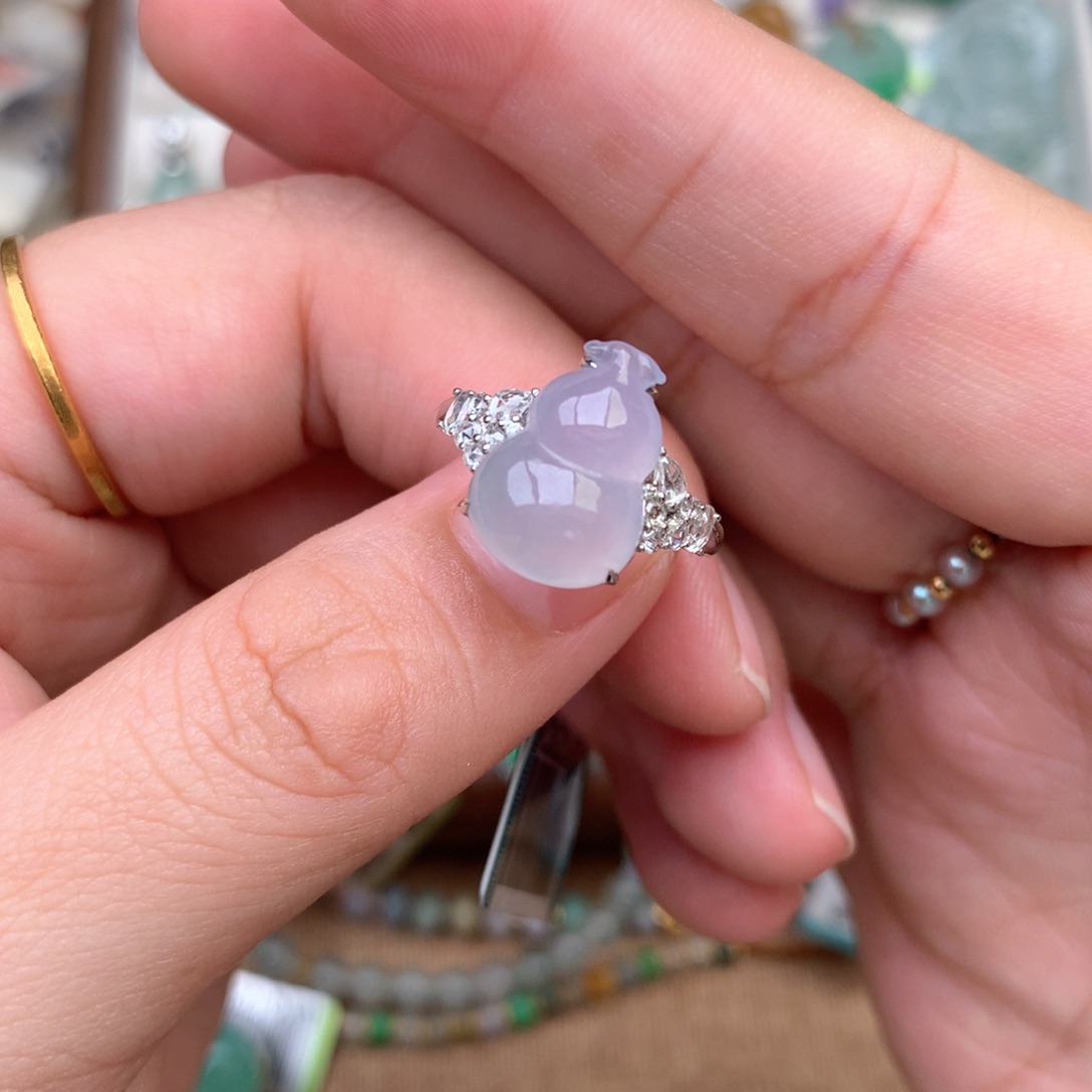 【闪购商品】18K金镶嵌挂件翡翠一