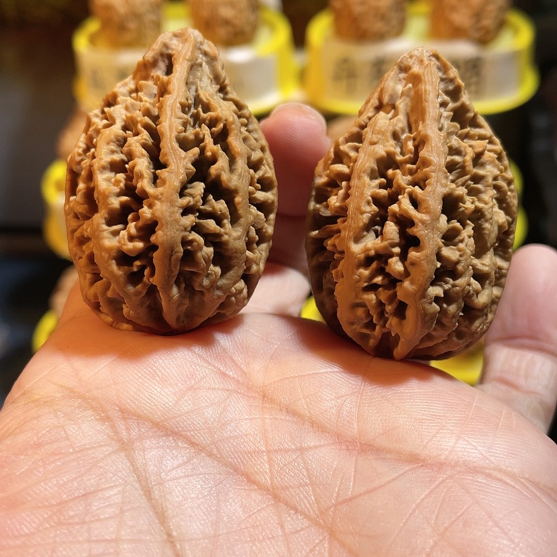 吊坠文玩核桃蚂蚁尊