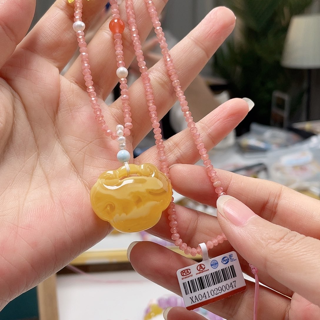 未镶嵌琥珀裸石蜜蜡吊坠