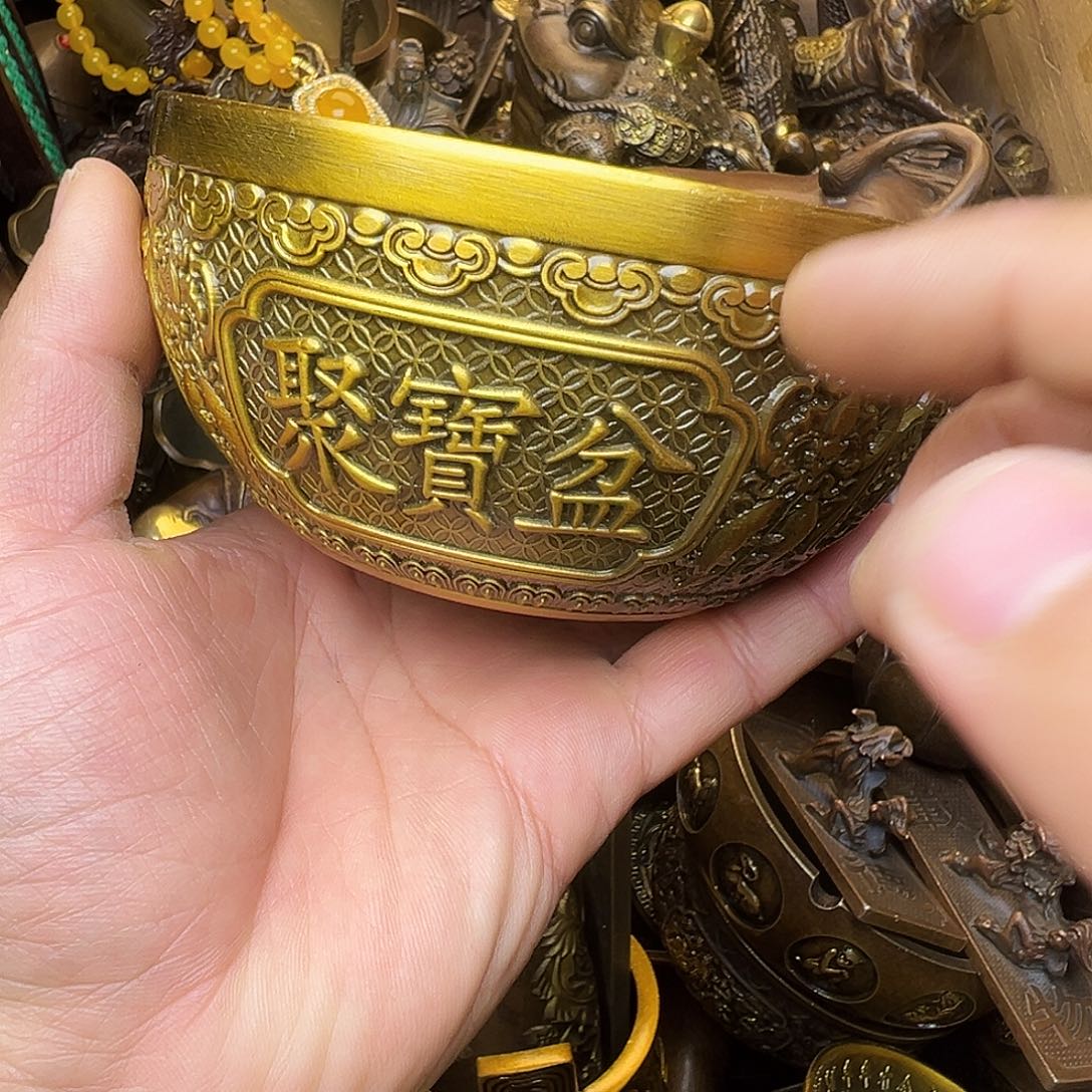 精品铜器，精美文玩