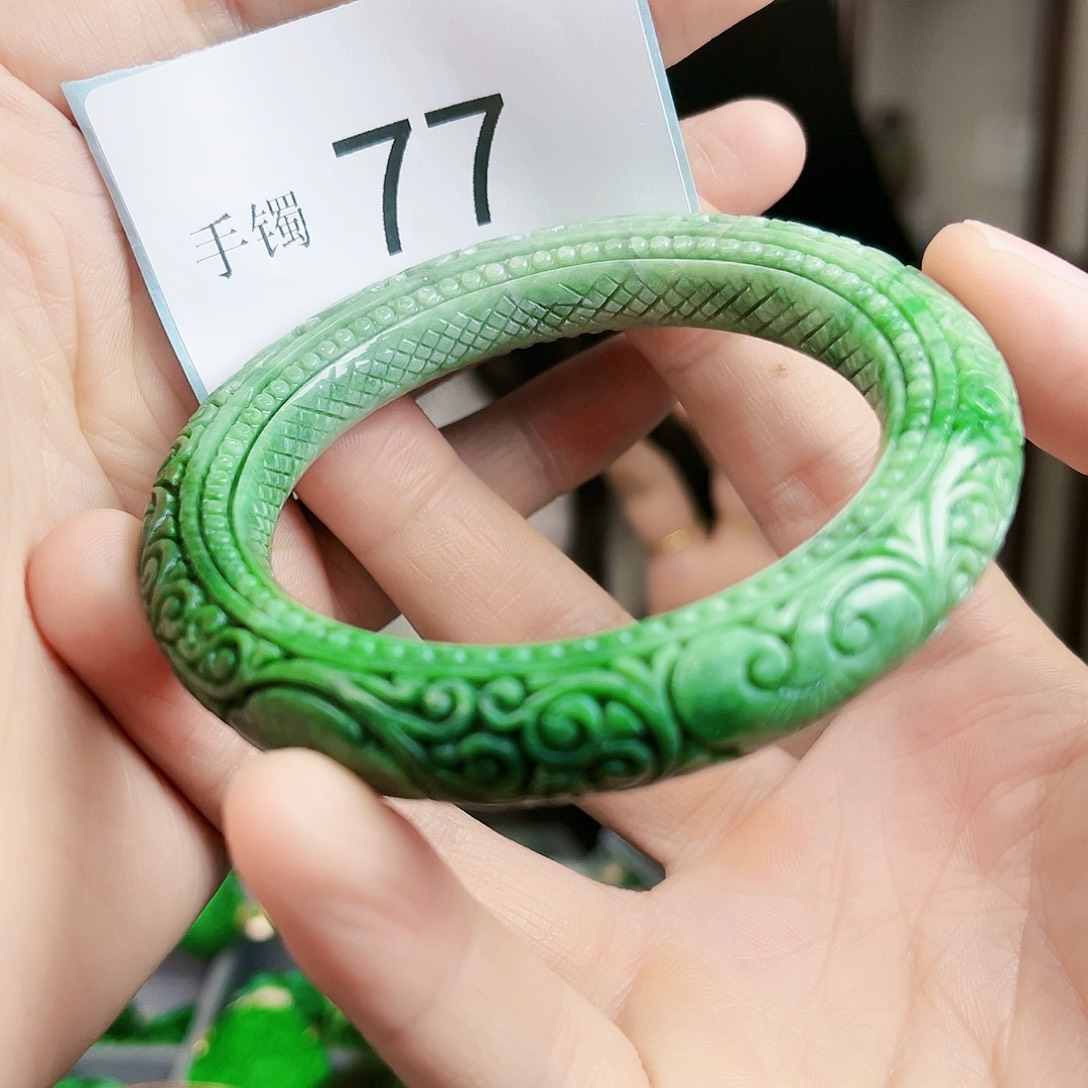 翡翠手镯未镶嵌手镯58.5