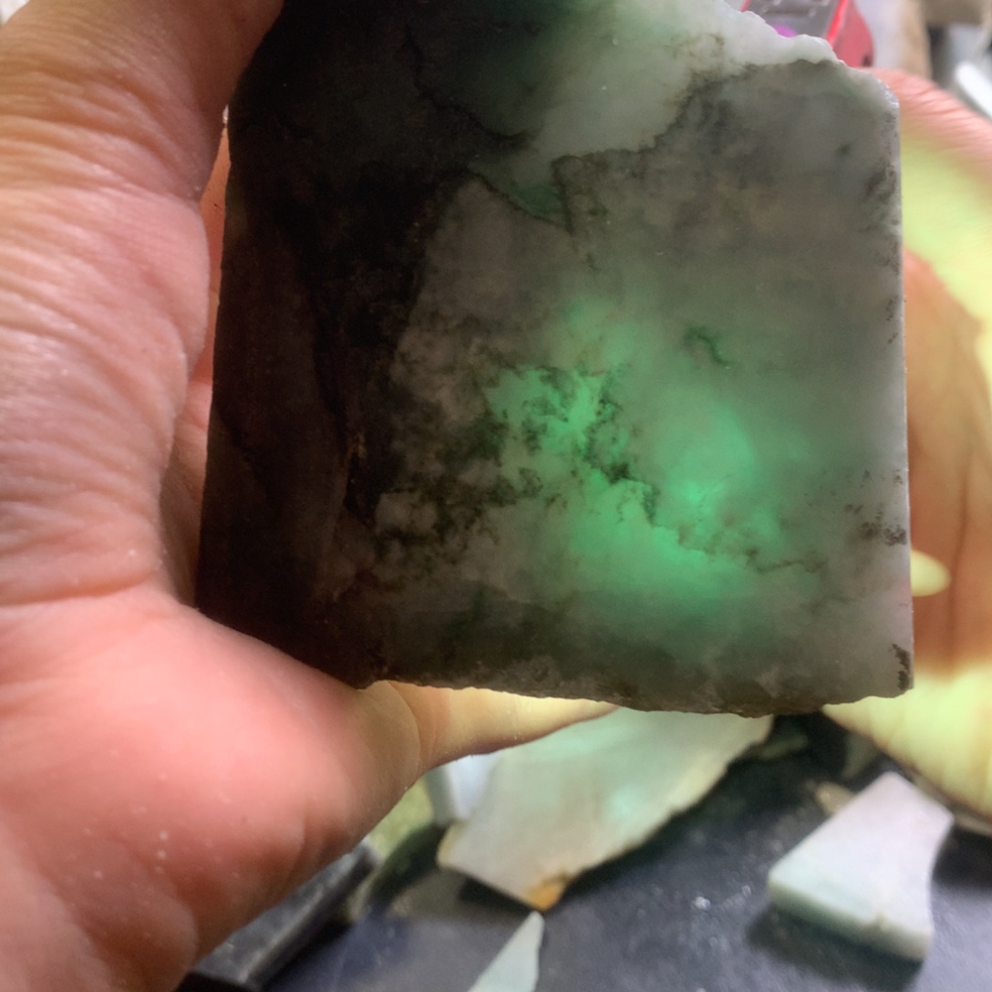 翡翠颈饰未镶嵌缅甸翡翠