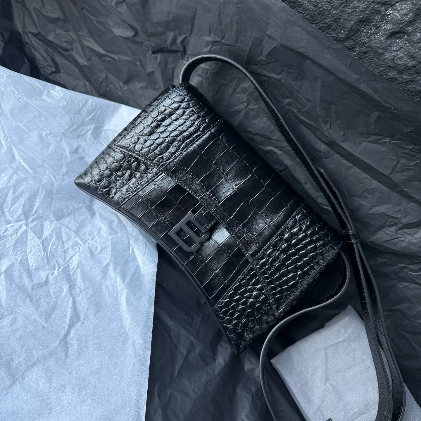 99新 Balenciaga/巴黎世家 【十六专属】DOWNTOWN沙漏单肩包/FB