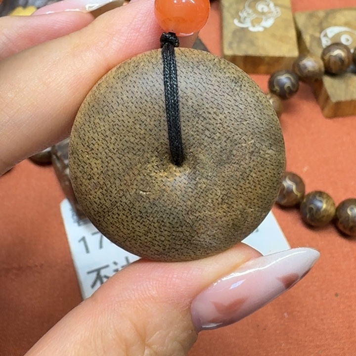 大叶紫檀（黑酸枝木类）