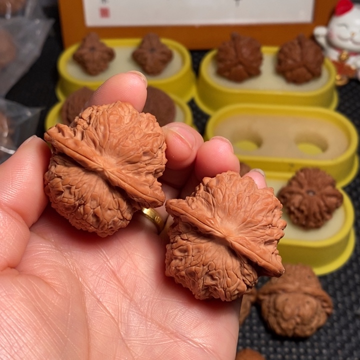 向****把件文玩核桃41血麒麟