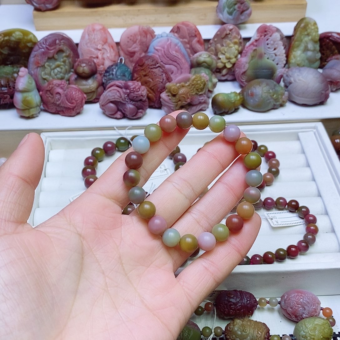 玛瑙/玉髓盐源玛瑙未镶嵌