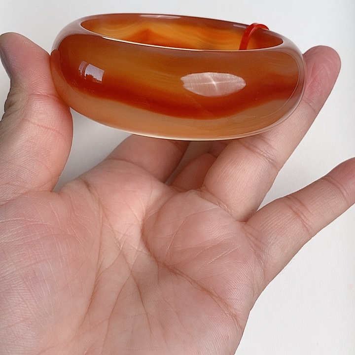 玛瑙/玉髓手镯未镶嵌名**际