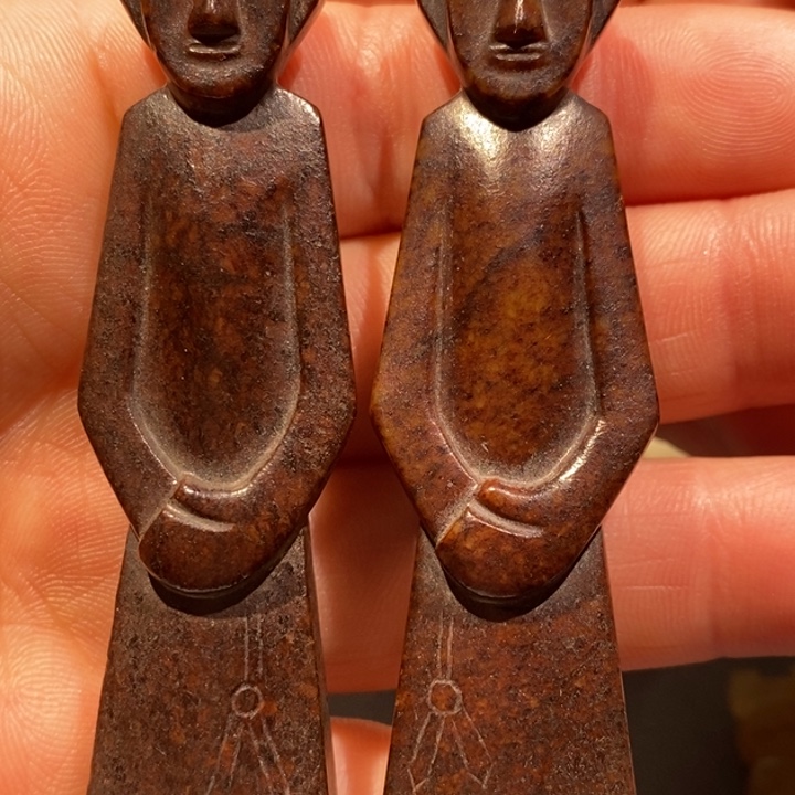 未镶嵌和田玉（糖玉）手链国*栋