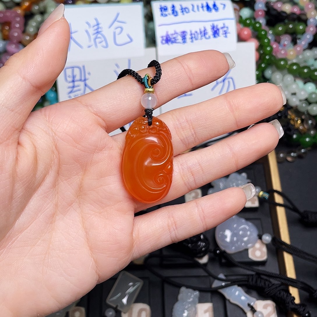 偷***哩玛瑙/玉髓合金颈饰