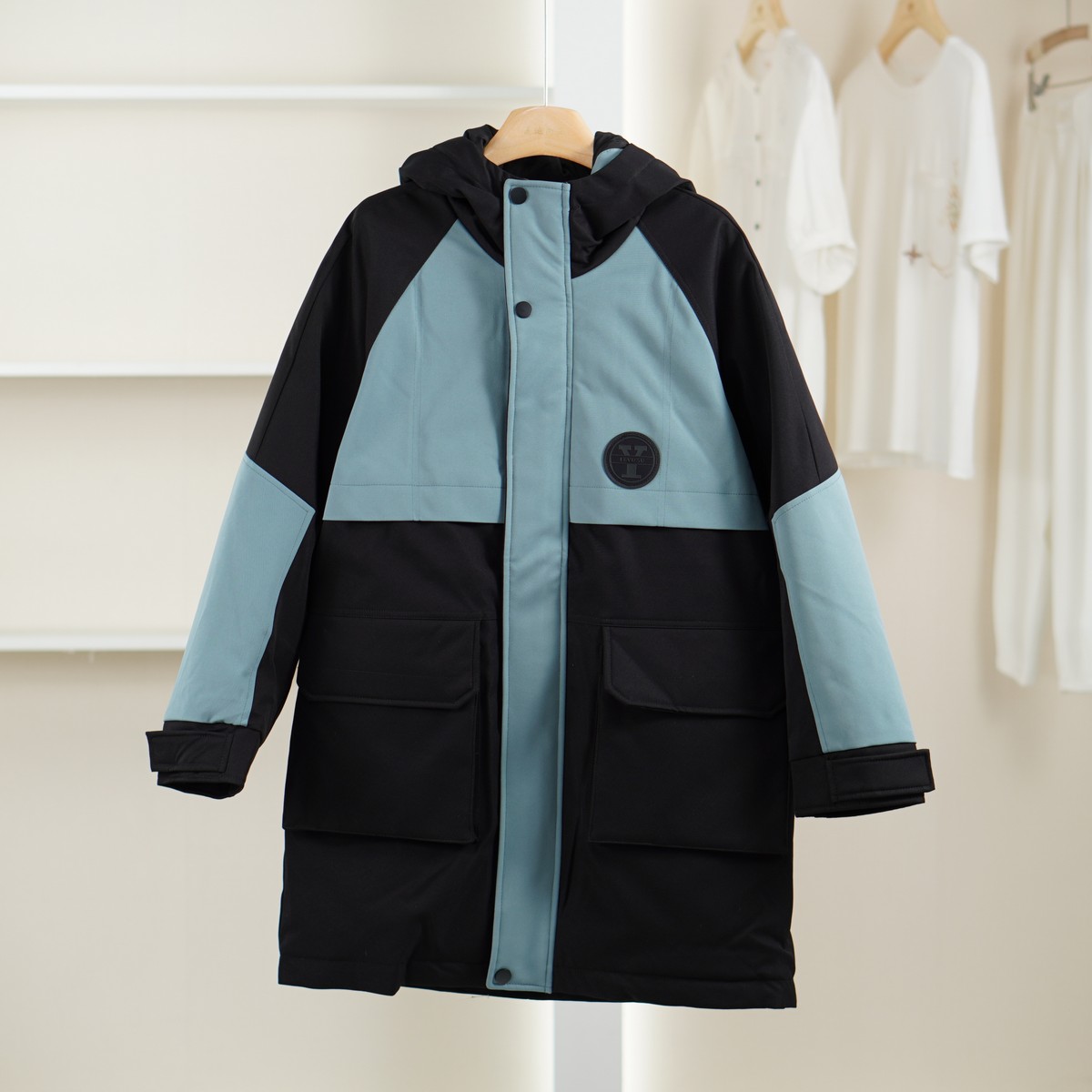麦迪尚品【艺】5121520 拼色宽松连帽羽绒服冬季女装专柜撤柜