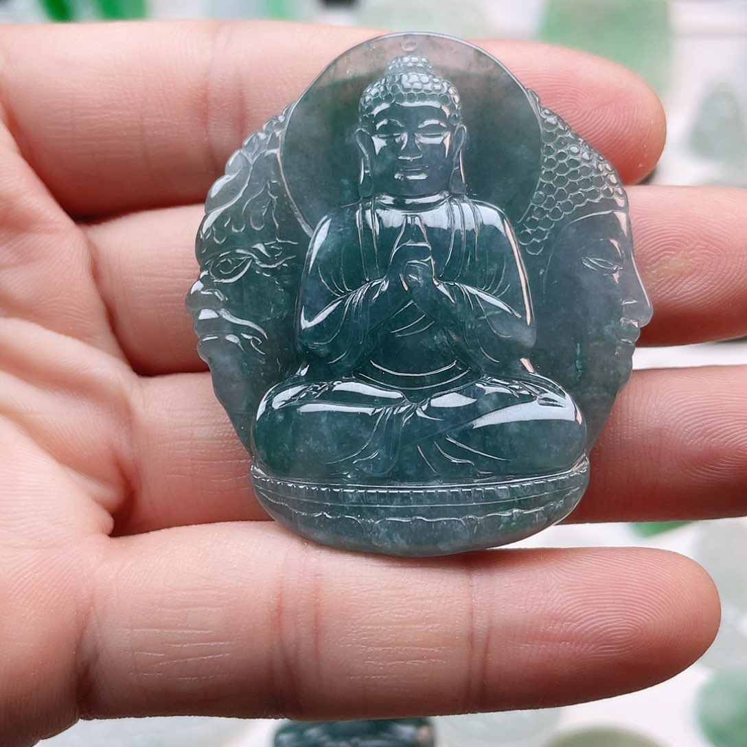 翡翠颈饰未镶嵌大日