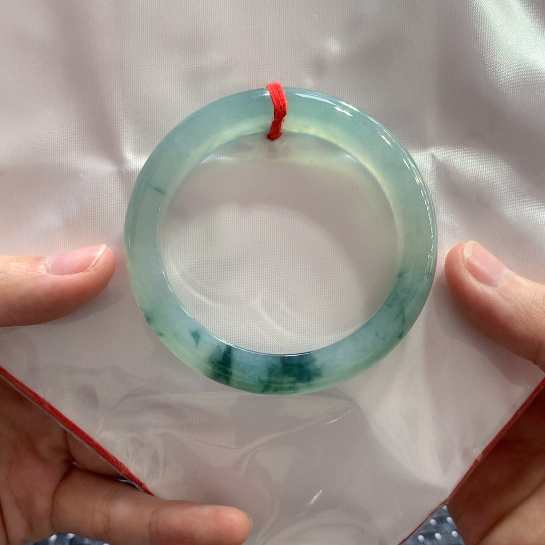 翡翠未镶嵌手镯闪购 2