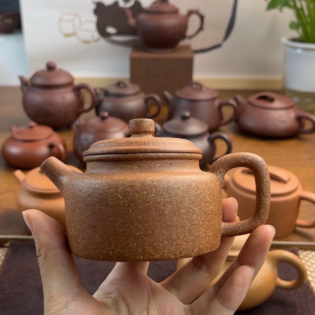 冲***动茶壶紫砂手工制作工艺精湛