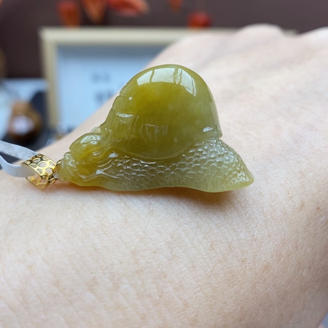 【闪购商品】颈饰18K金镶嵌翡翠41